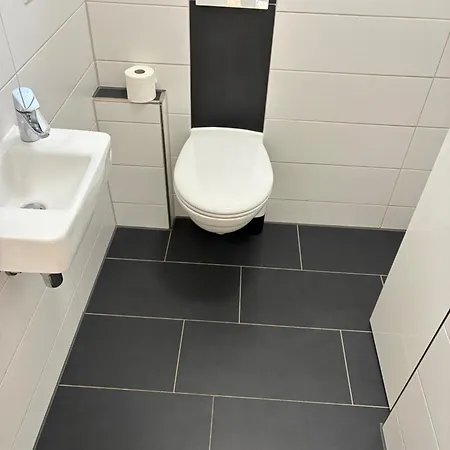 Habitat Apartment *